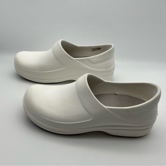 Crocs Neria Pro II Women's Work Shoes - Picture 5 of 11